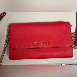 Michael Kors  leather smartphone convertible crossbody bag.